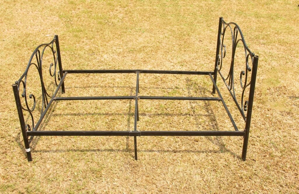 Metal Bed frame
