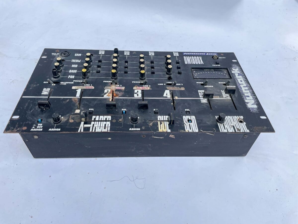 Numark DJ Audio Mixer - Image 1