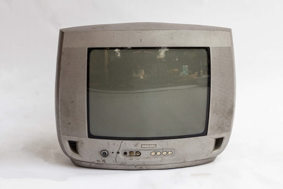 Philips Hunchback TV - Image 1