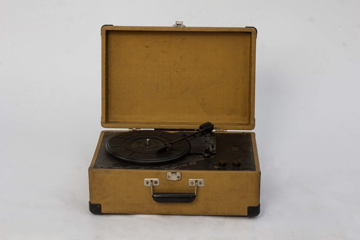 Record Player Record Player - Image 1
