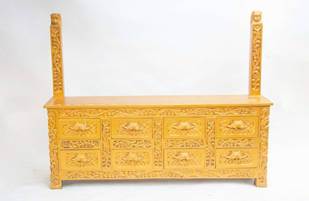 Royal dressing table