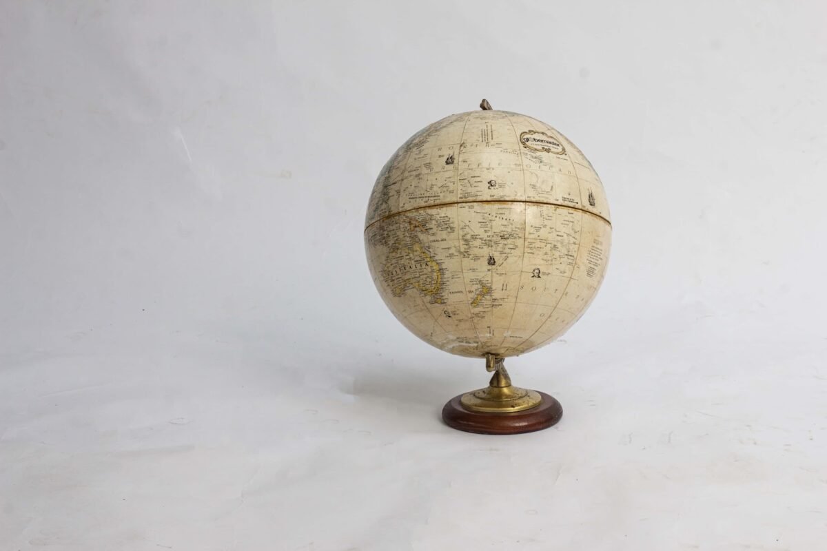 World Globe World Globe - Image 1