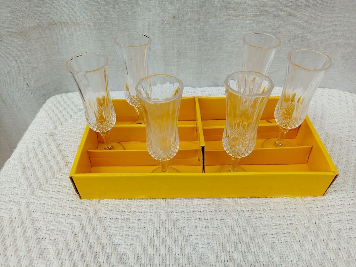 champagne Glass Champagne Glass - Image 1