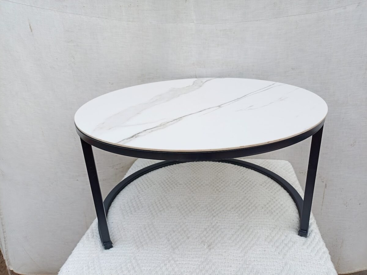 Nestling coffee Table - Image 1