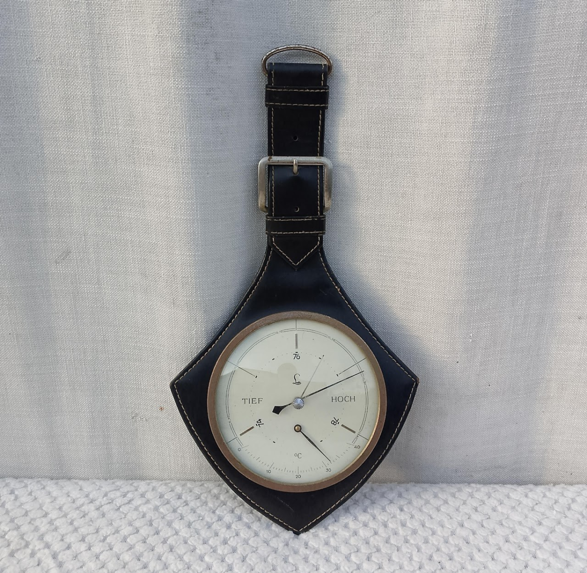 Buckle Clock Buckle Clock