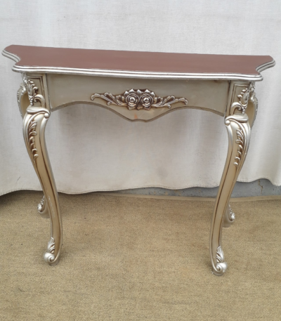 Side console table