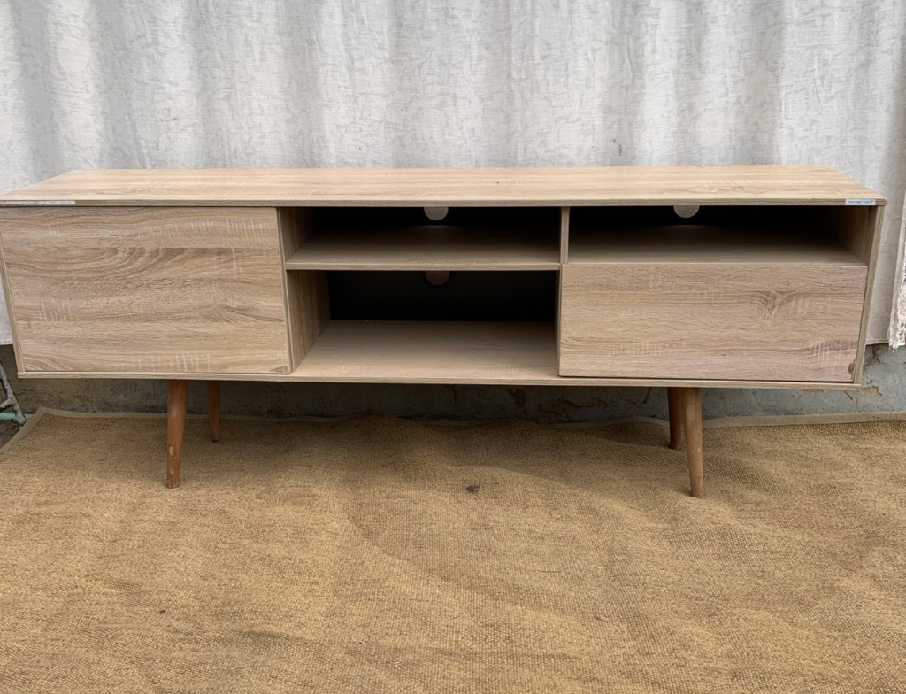 Tv console