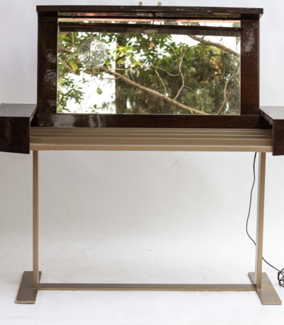 Vanity dressing table