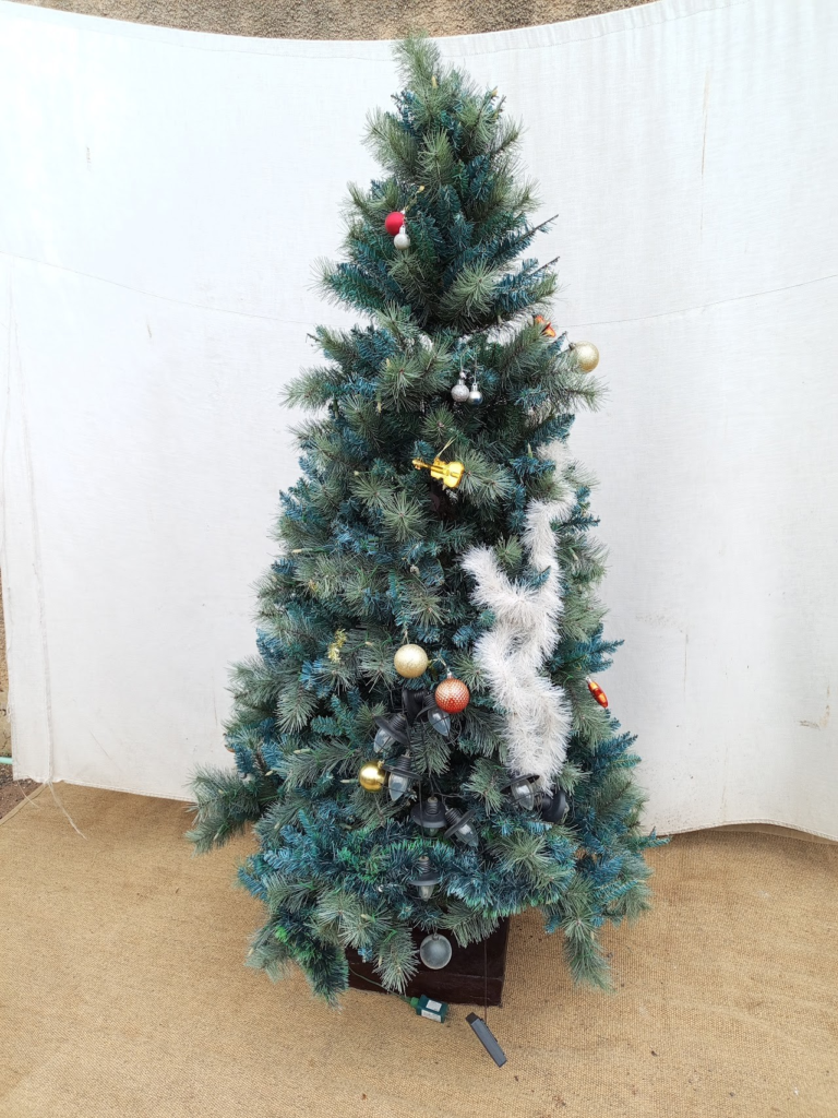 Artificial christmas tree