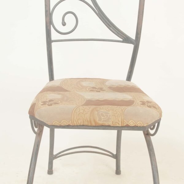 Dining chair
