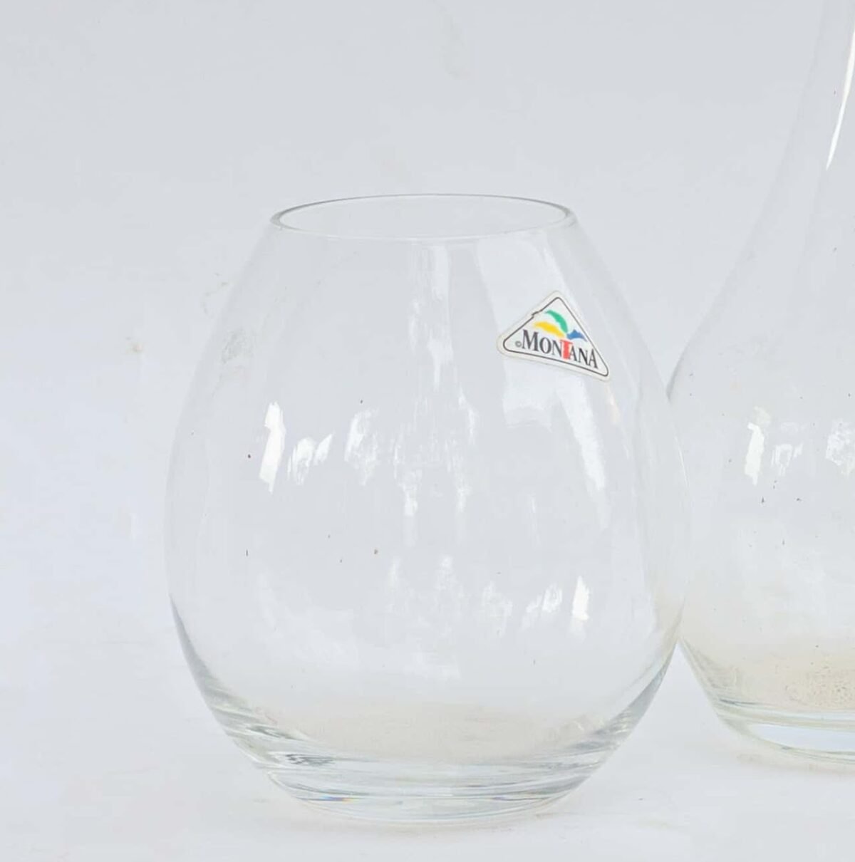 Clear glass vase