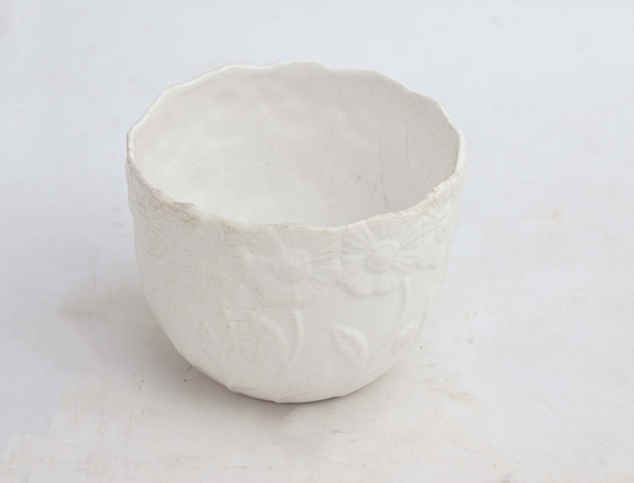 Embossed flower pot Embossed flower pot - Image 1