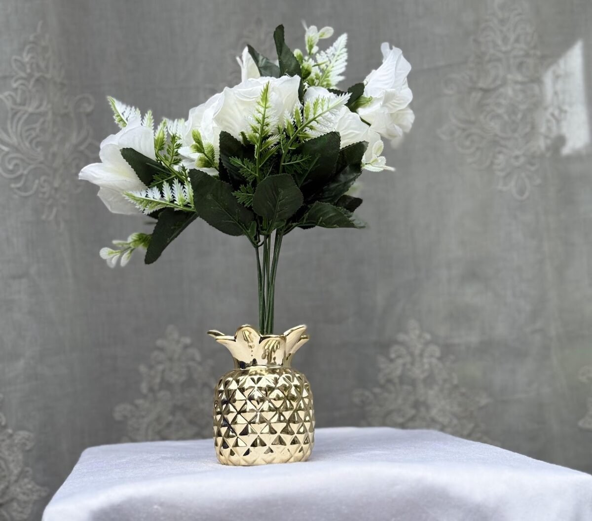 Golden Geometric Pineapple