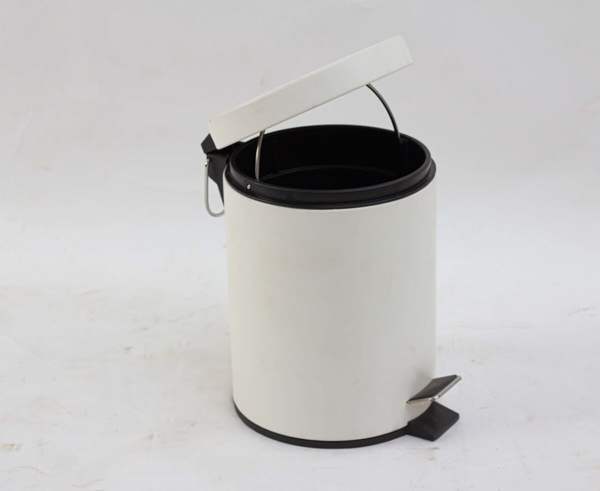 Pedal bin Pedal Bin