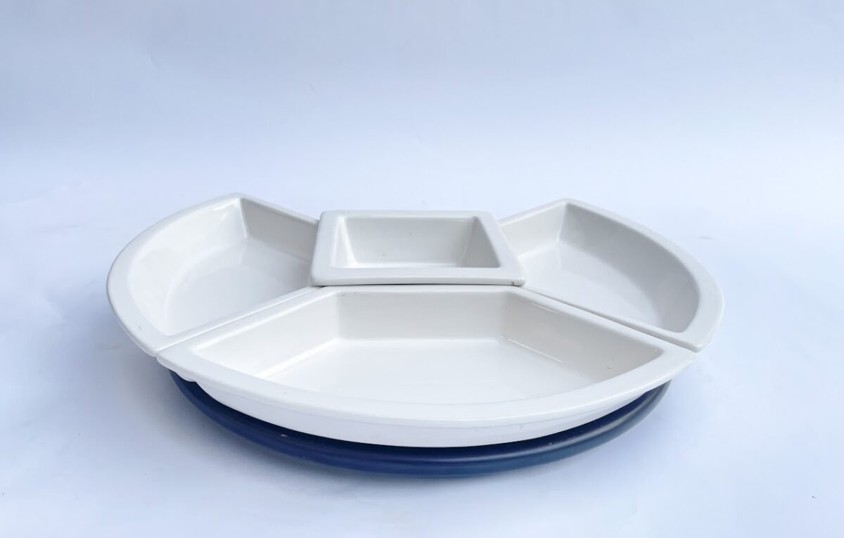 Dinnerware turntable - Image 1