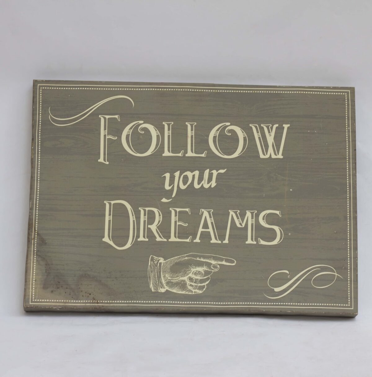 Grey decorative art Grey decorative art - Image 1