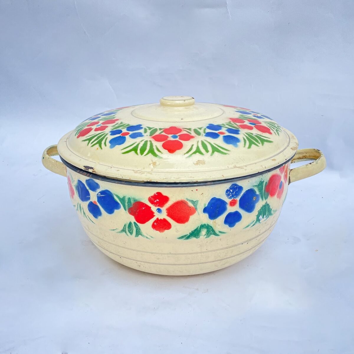 Vintage Floral Enamelware Vintage Floral Enamelware - Image 1