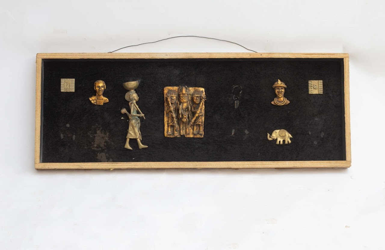 Wooden sculpture Art board Wooden sculpture Art board - Image 1