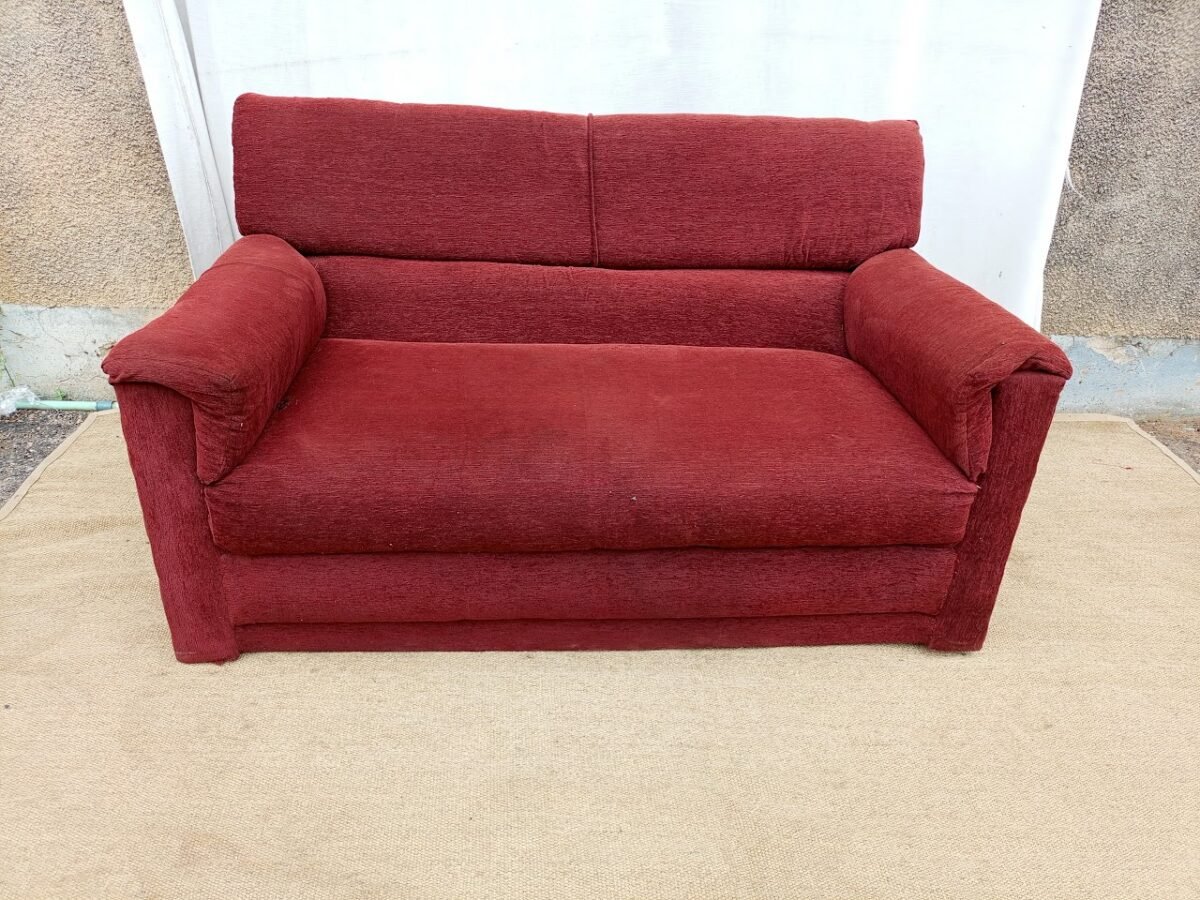 2 seater burgundy wine sofa Burgundy 2-Seater Sofa - Image 1