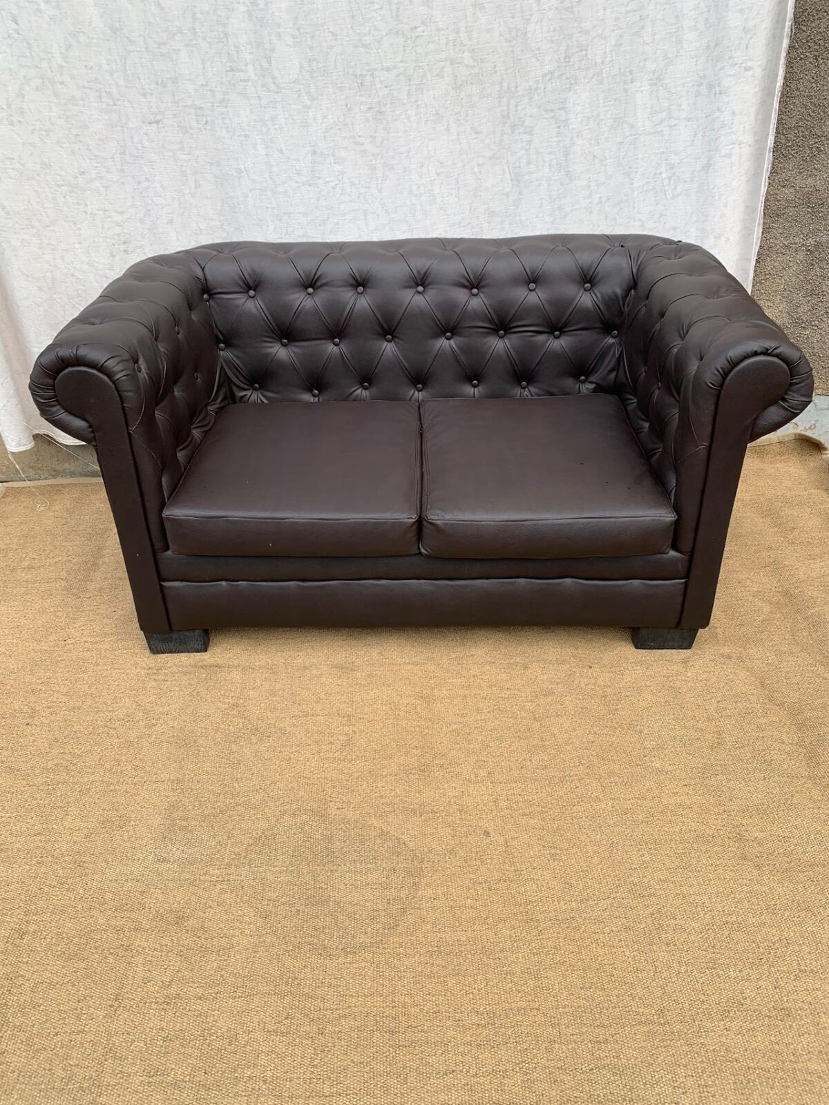 2-Seater Leather Chesterfield Sofa - Image 1