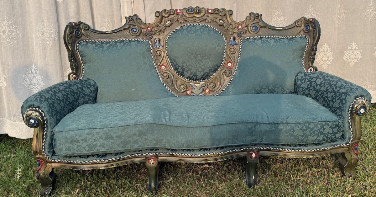 3-seater Ornate Baroque Throne Chair 3-Seater Ornate Baroque Throne Sofa - Image 1