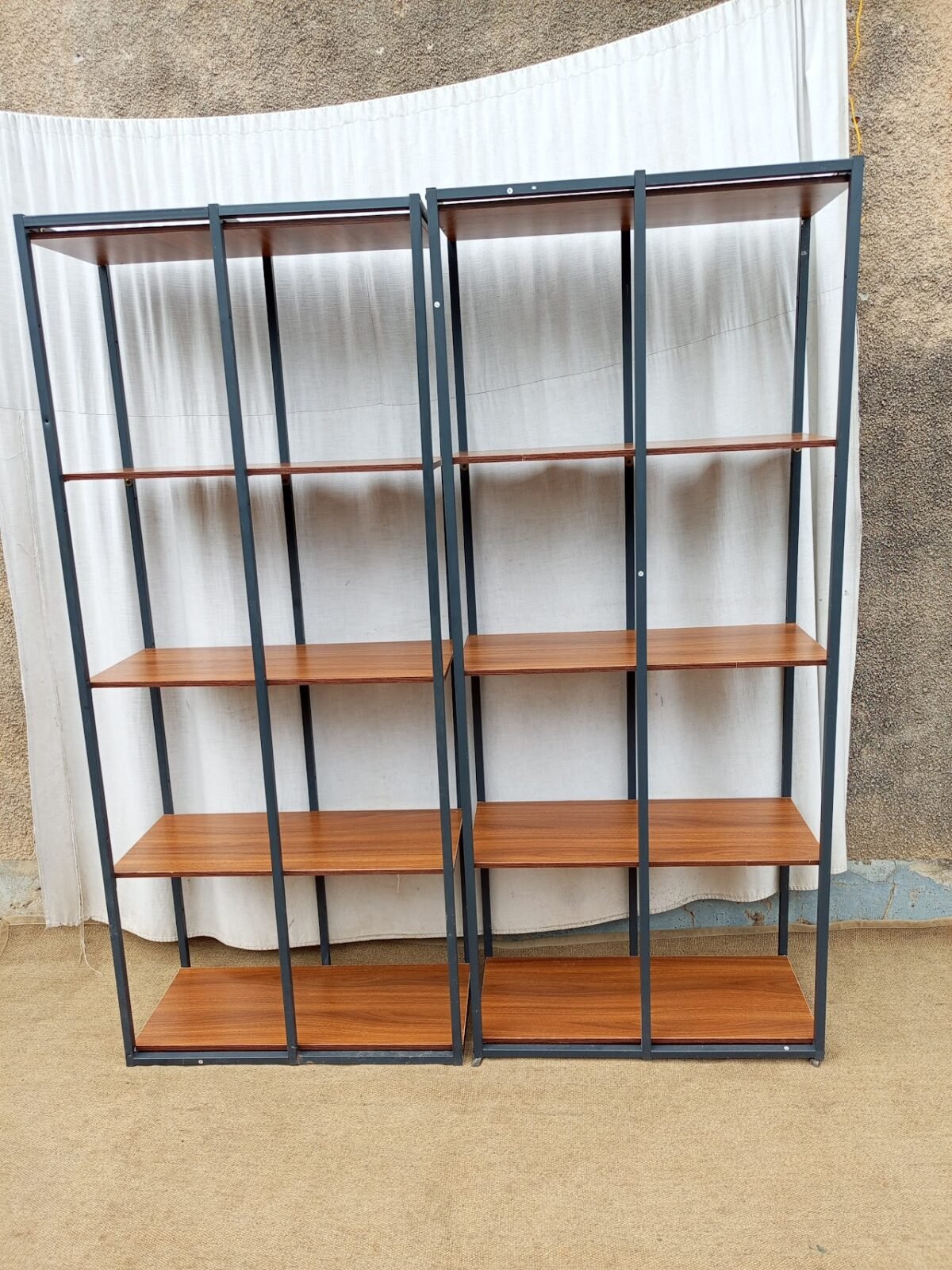 4 tiered Metal bookcase shelf 4 tiered Metal bookcase shelf - Image 1