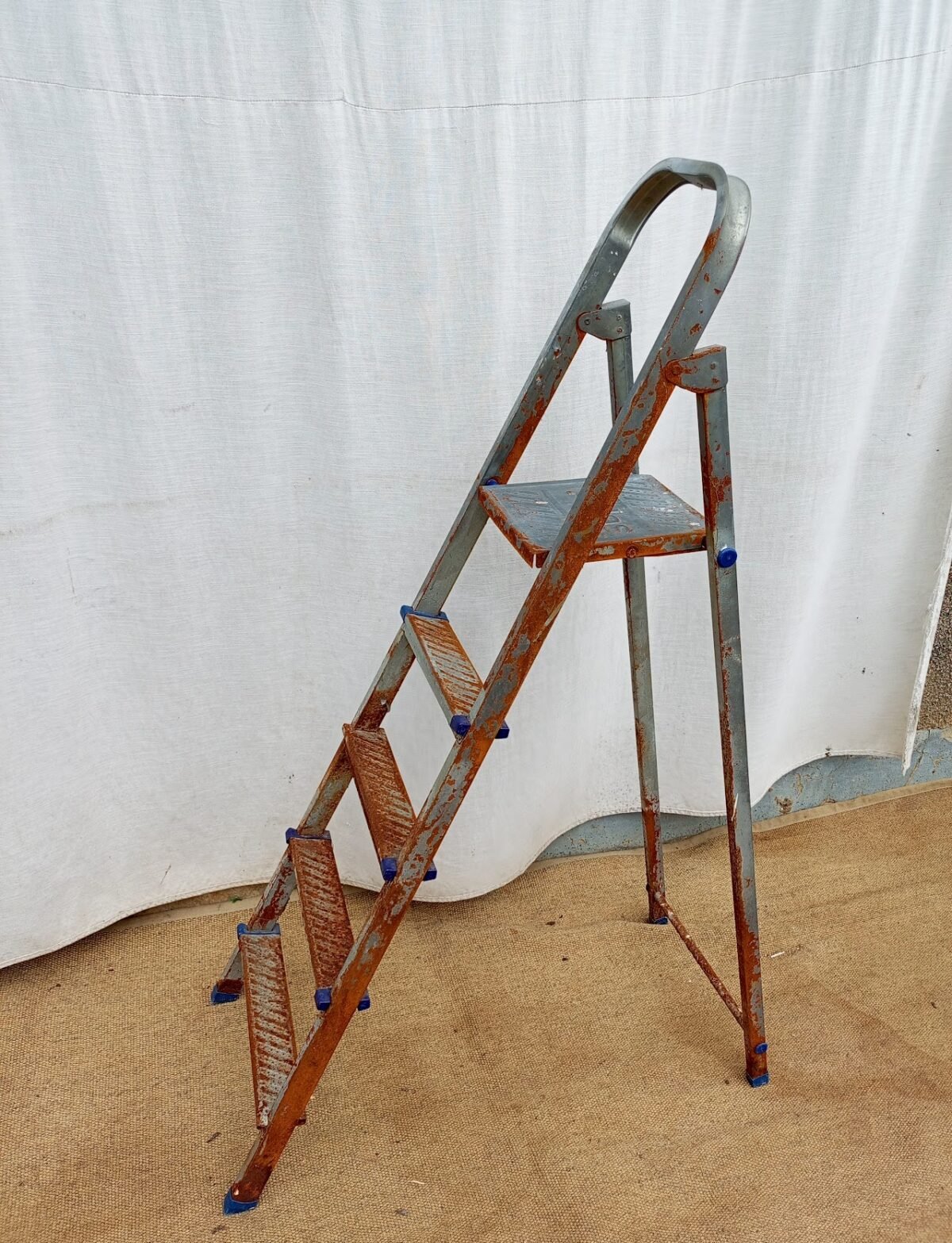 5 step ladder 5-Step Ladder - Image 1