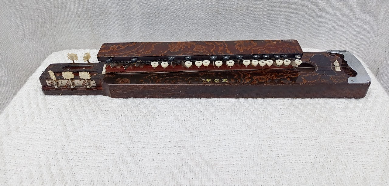 Acoustic instrument Acoustic instrument - Image 1