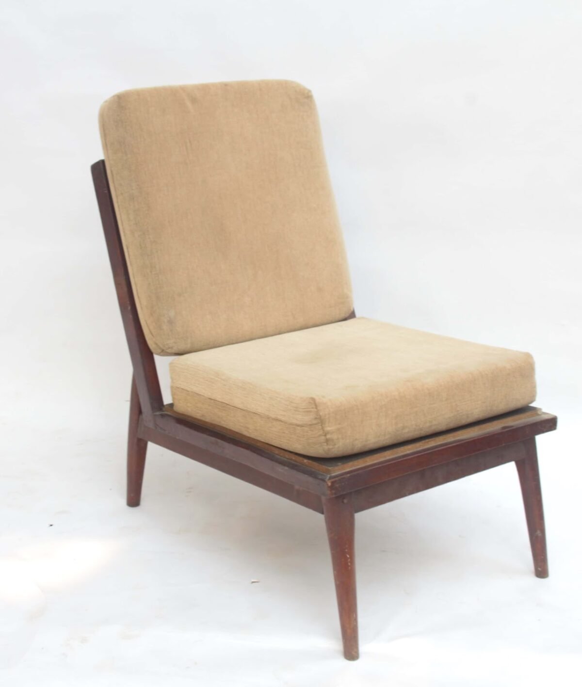 Armless wooden chair - Image 1