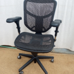 Black swivel Office Chair