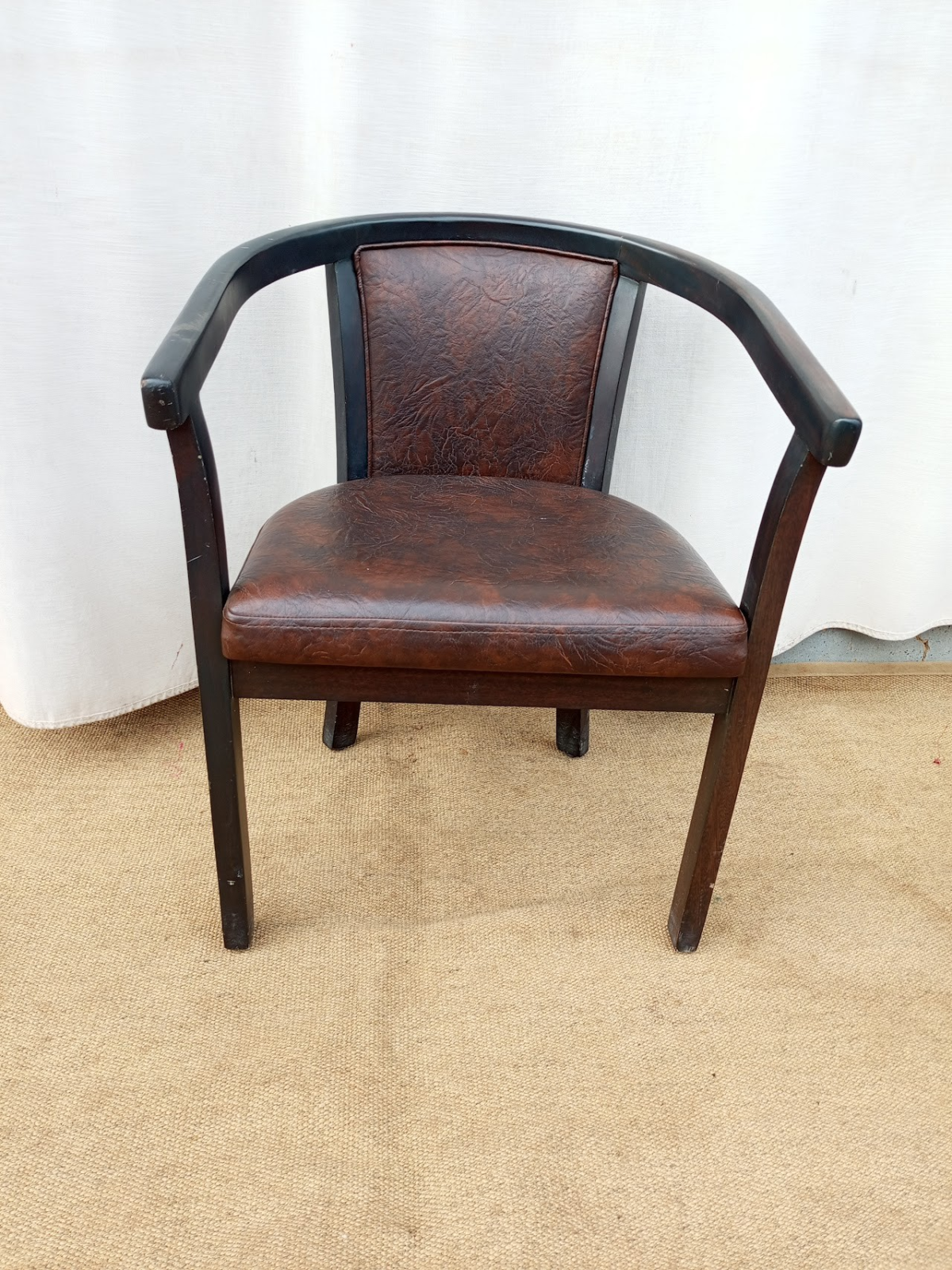Brown leather arm chair Brown leather armchair - Image 1