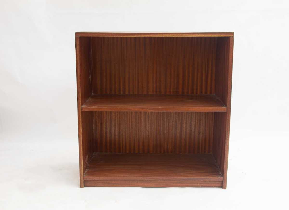 Brown wooden 2-layered shelf Brown wooden 2-layered shelf - Image 1