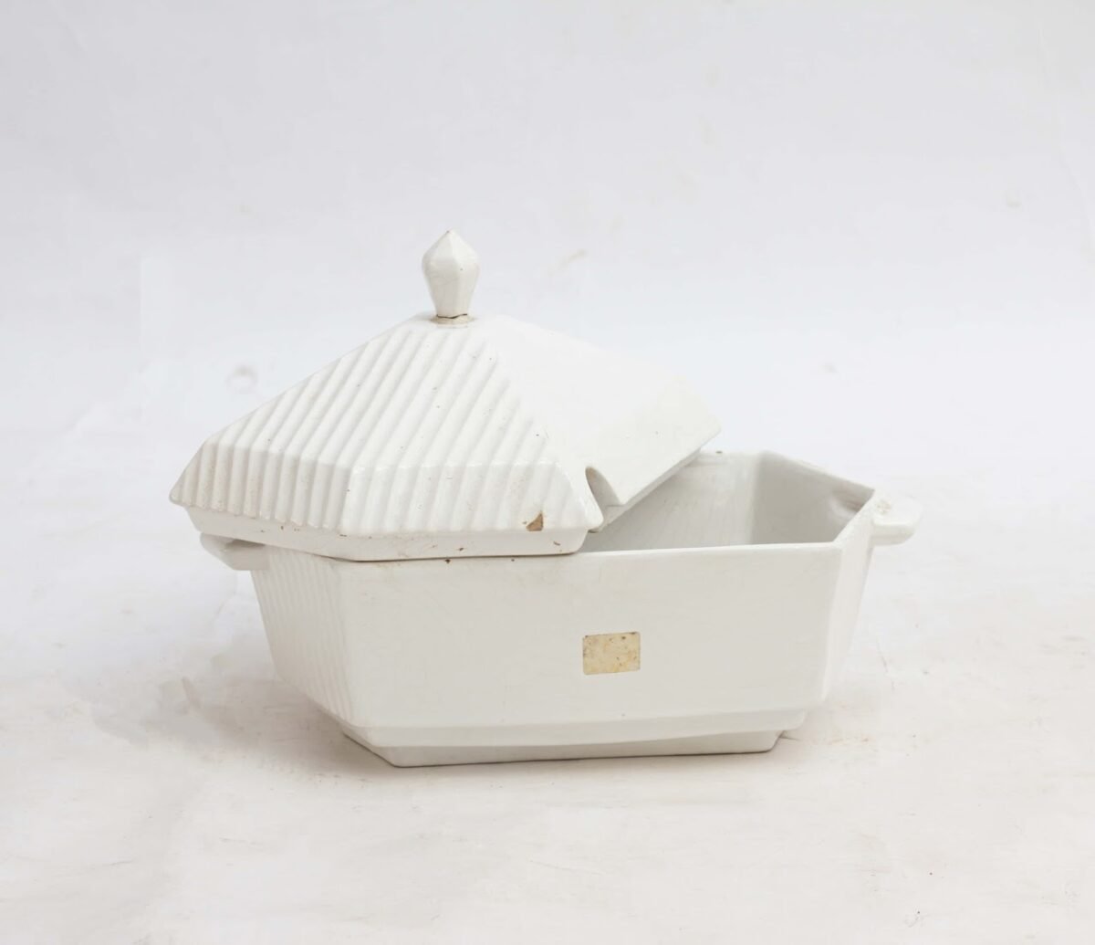 Ceramic dish 5 Ceramic dish - Image 1