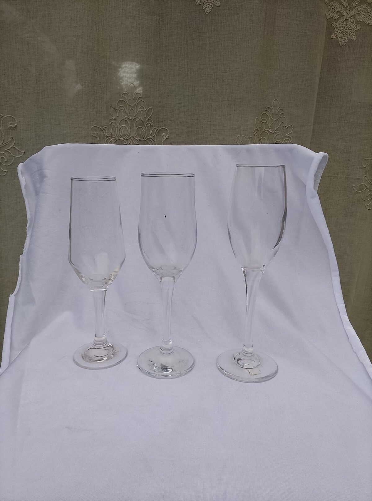 Champagne Flutes Champagne Flutes - Image 1