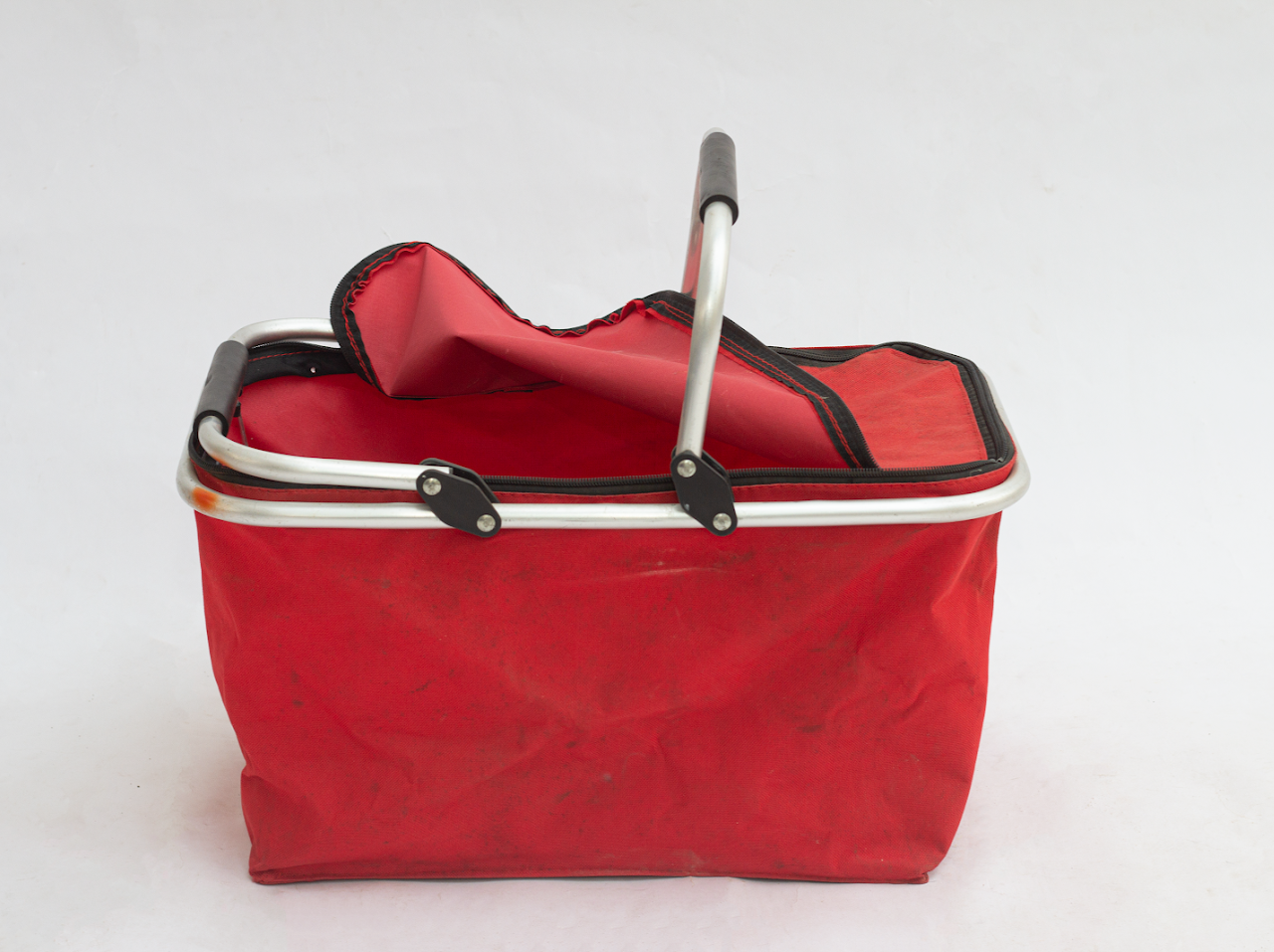 Collapsible Picnic Basket Collapsible Picnic Basket - Image 1
