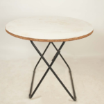 Collapsible round table
