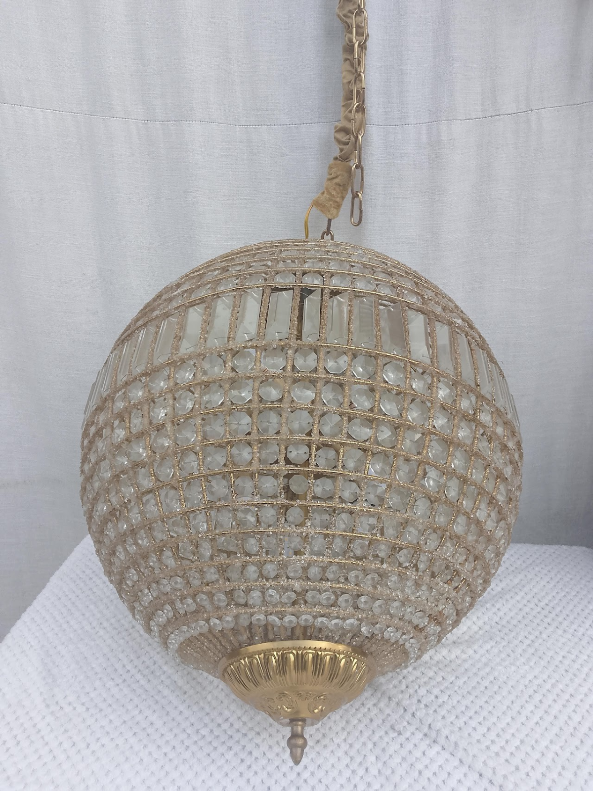 Crystal globe chandelier Crystal globe chandelier - Image 1