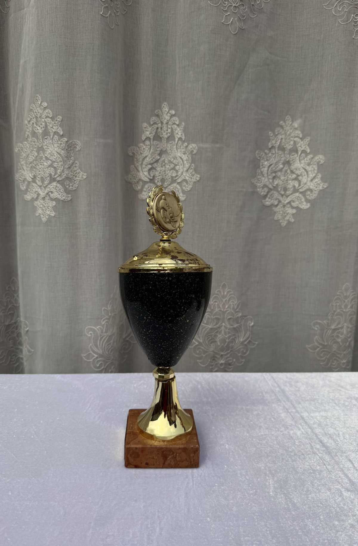 Elegant Black And Gold Cup Trophy - Image 1