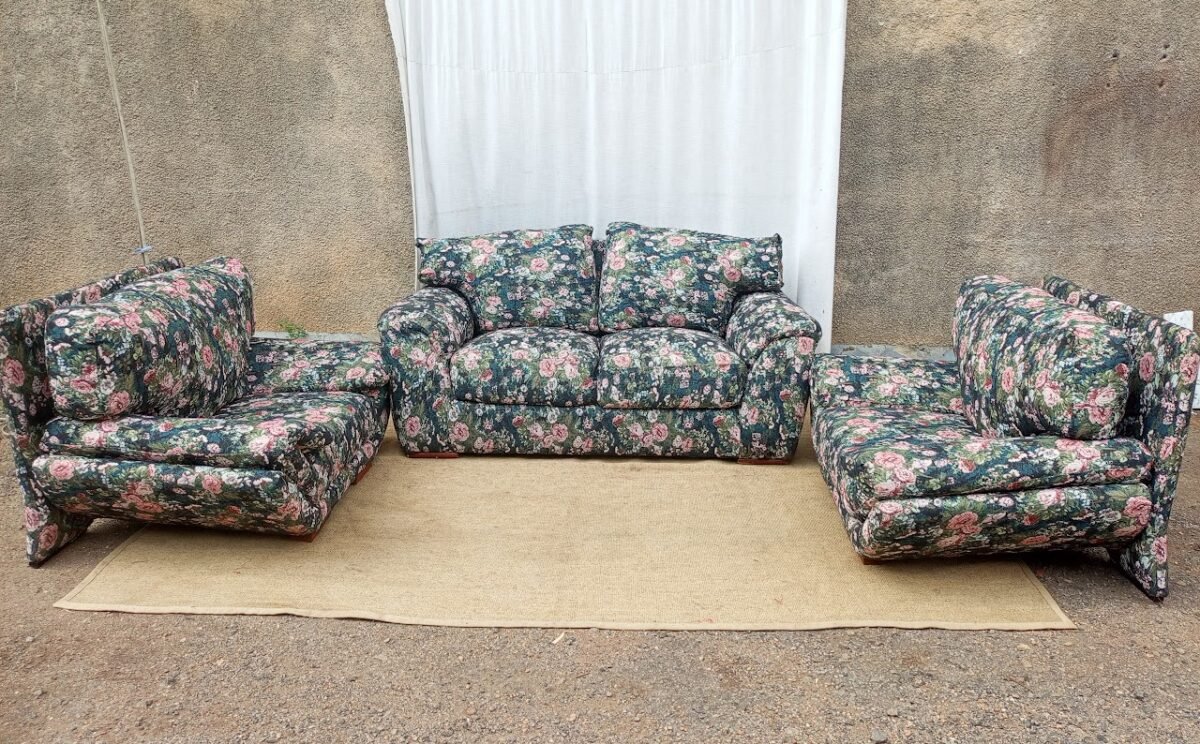 Flowery sofa set Flowery sofa sets - Image 1