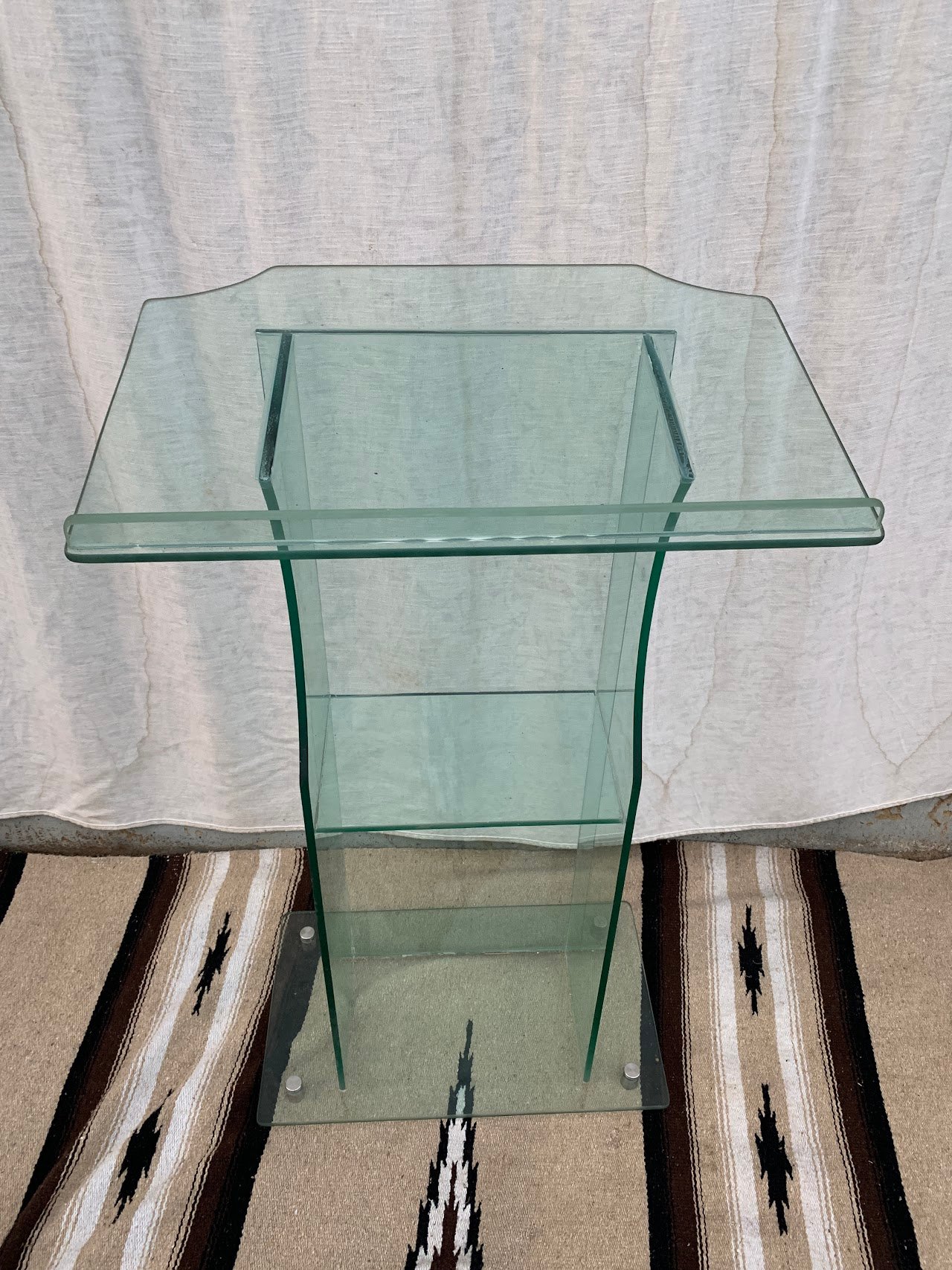 Glass pulpit2 Glass pulpit - Image 1