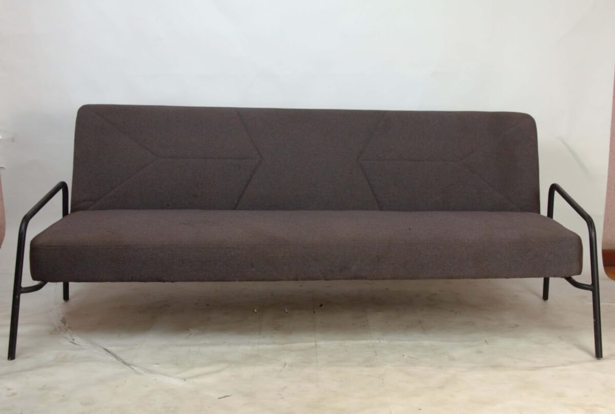 Grey Collapsible Chair - Image 1