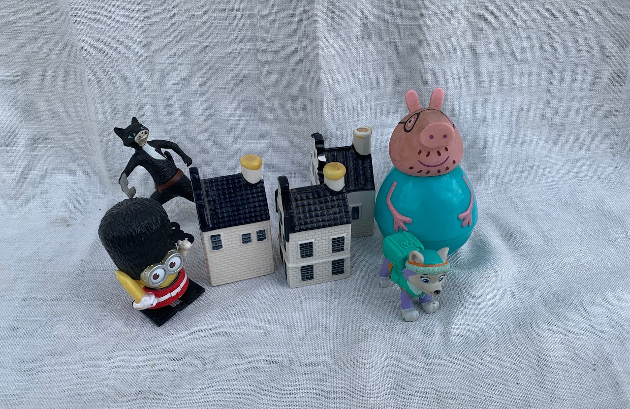 House Toys House Toys - Image 1
