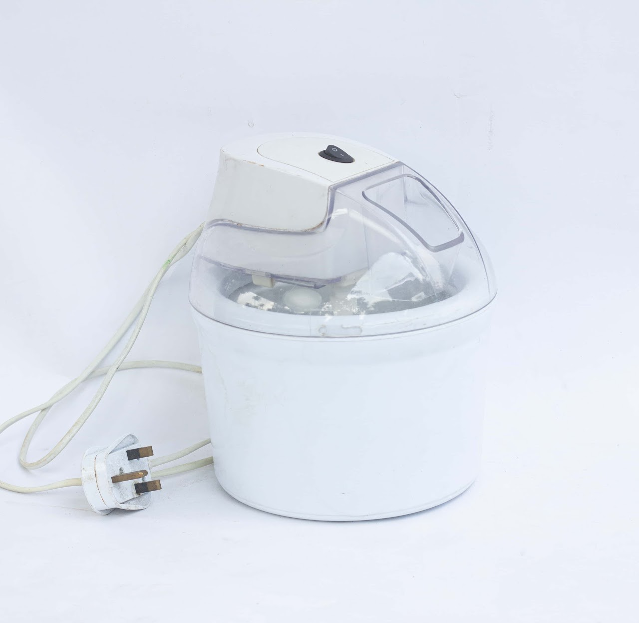 Ice Cream Maker Ice Cream Maker - Image 1