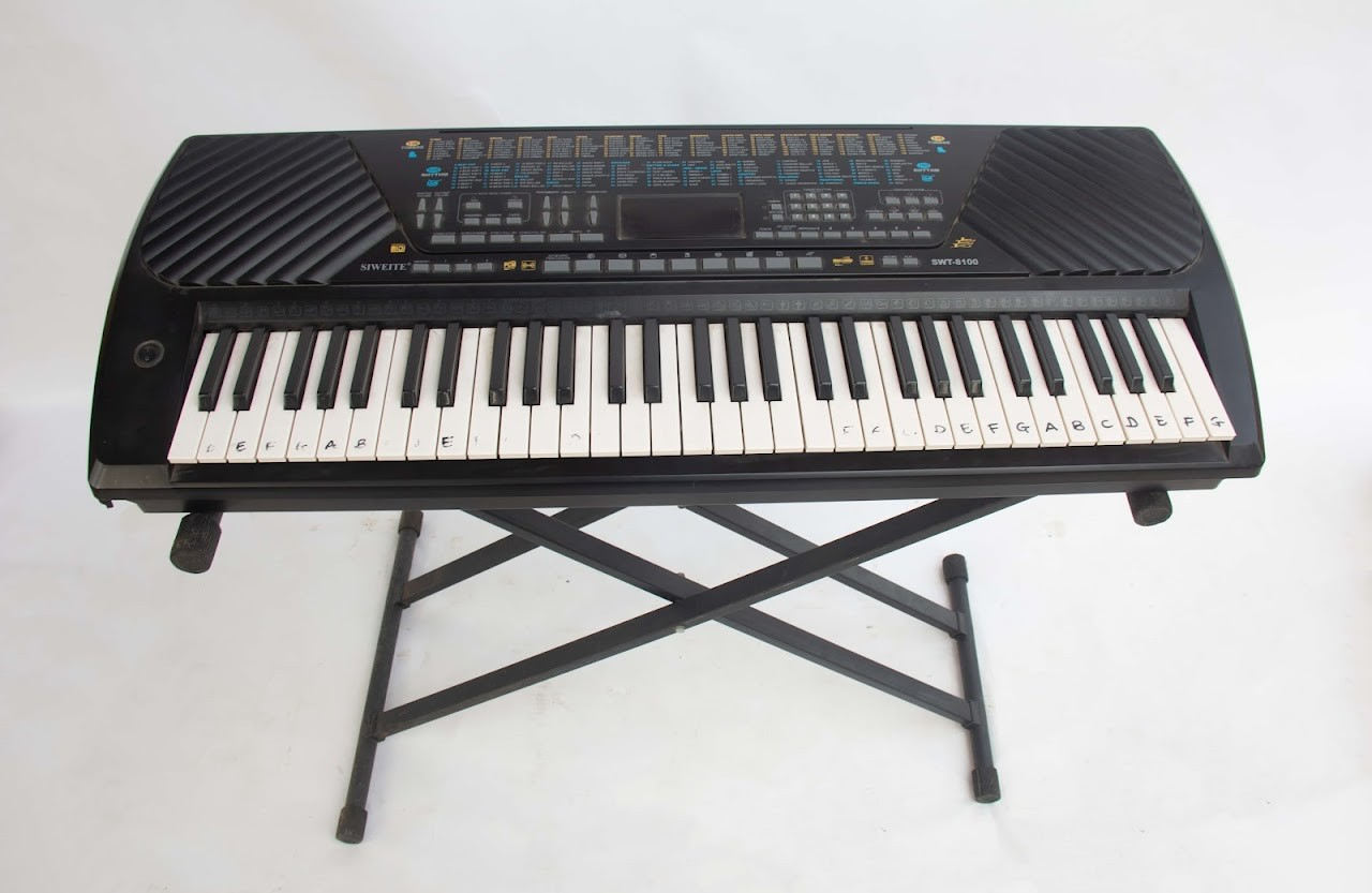Keyboard with Stand Keyboard with Stand - Image 1