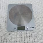 Kitchen measuring scale