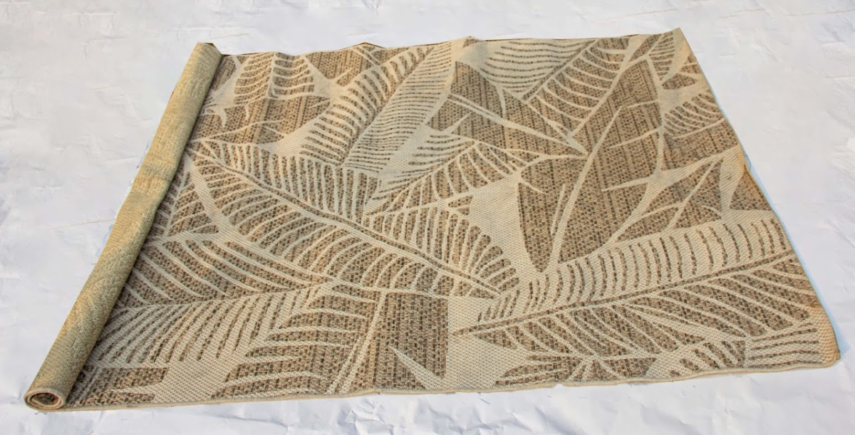 Leaf print rug Leaf Print Rug - Image 1