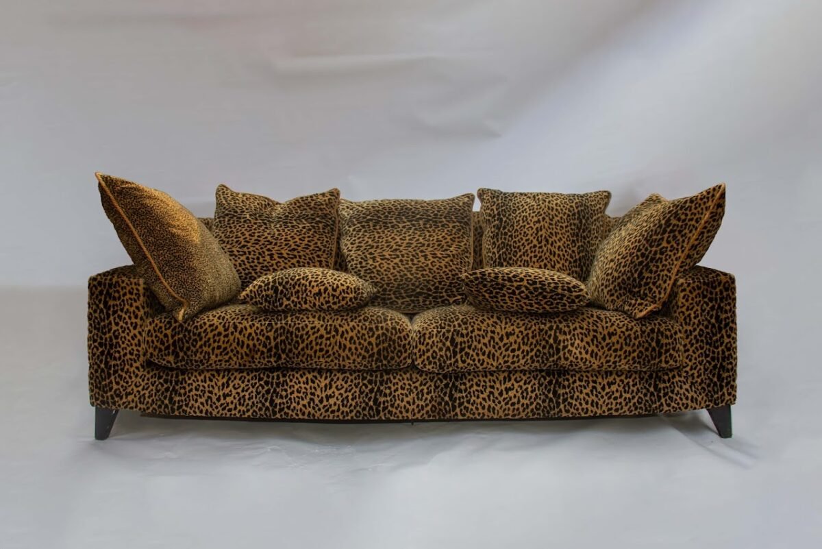 Leopard skin patterned sofa Leopard skin patterned sofa - Image 1