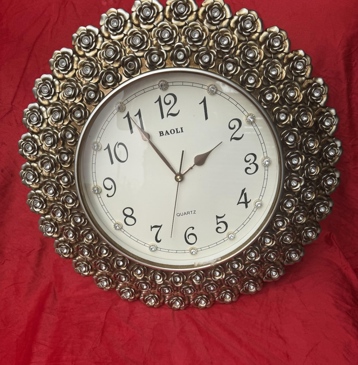 Luxury Quartz Wall Clock Luxury Quartz Wall Clock - Image 1