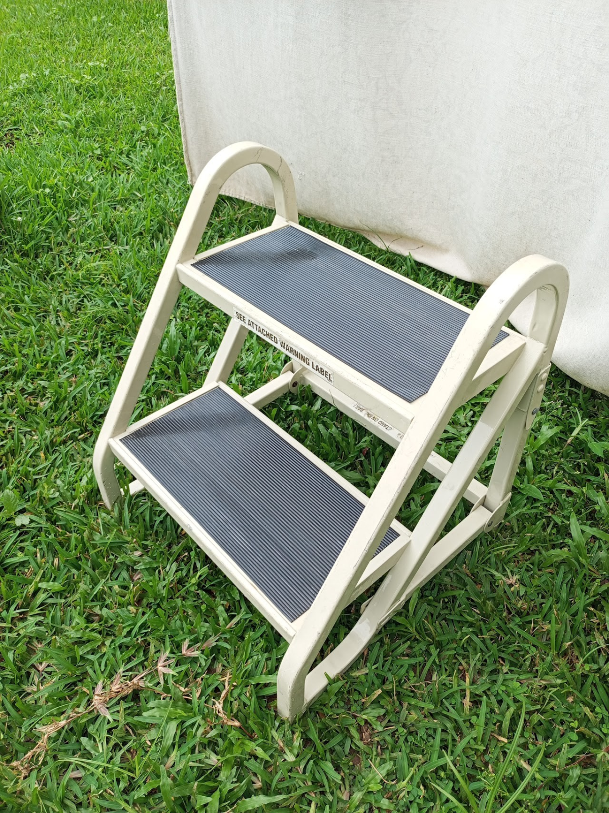 Metal ladder Metal ladder - Image 1