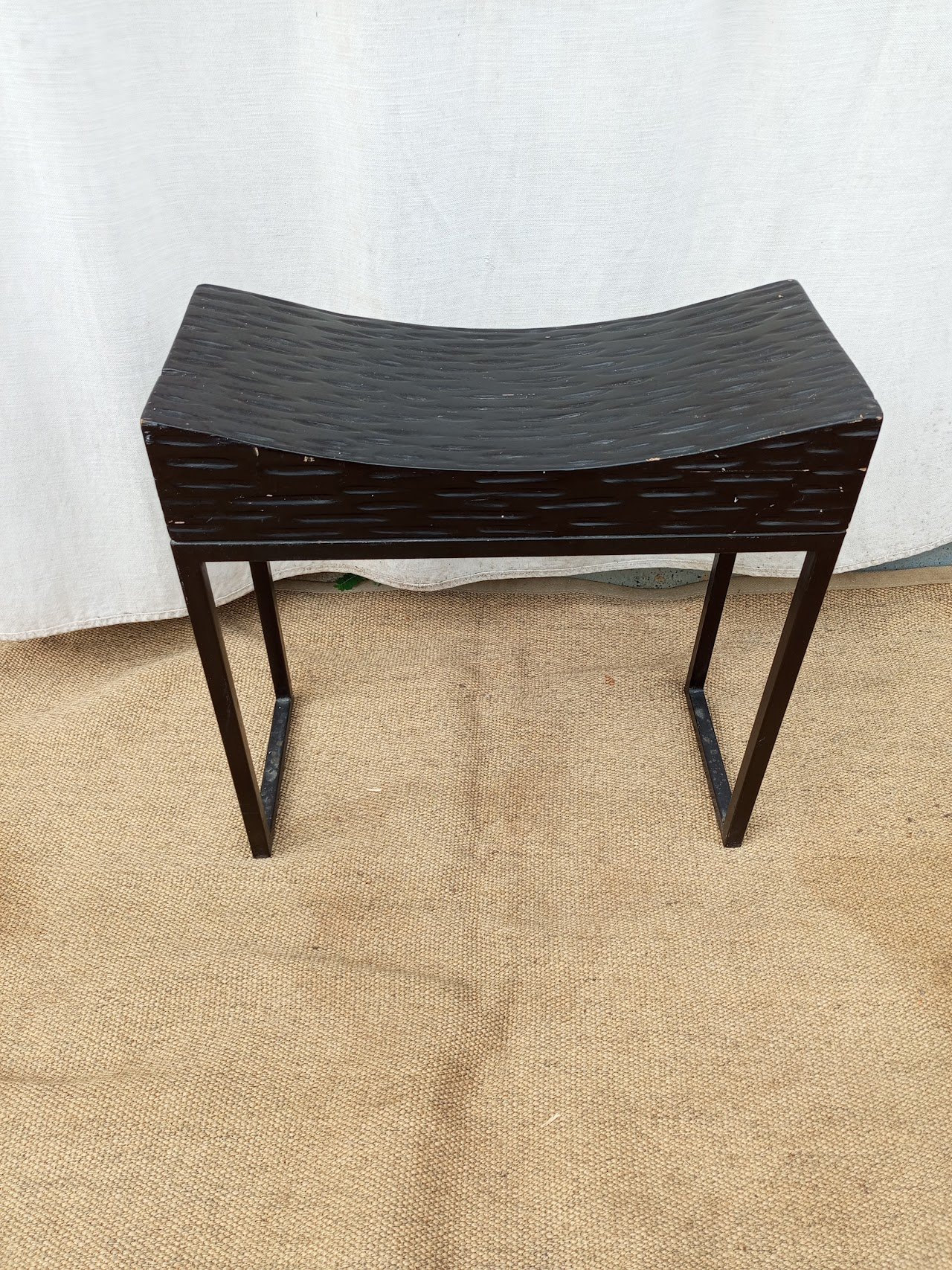 Metal side Table Metal side Table - Image 1